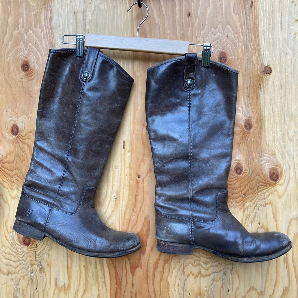 EUC Frye tall boots, dark brown Women's size 11